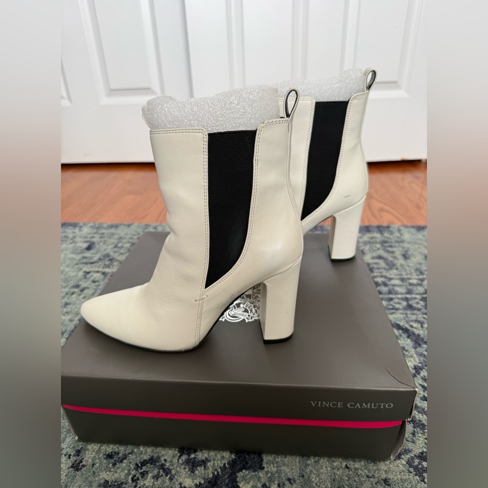 Vince Camuto Women's Cream Ankle Boots